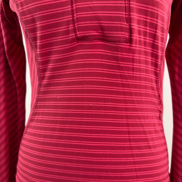 Lululemon red‎ two tone striped pullover - Picture 5 of 10